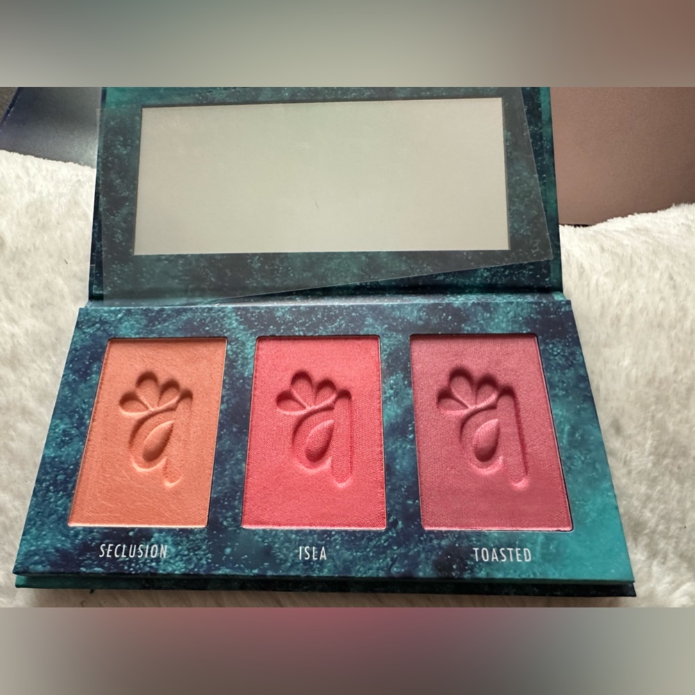 Alamar blush trio